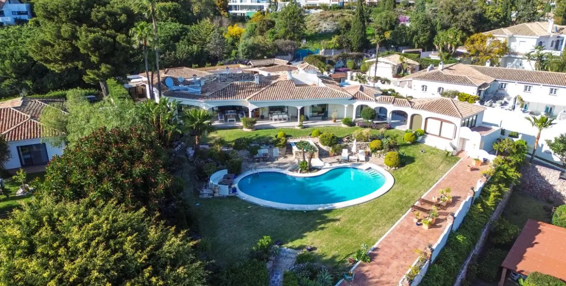 Sale of detached villa in Benahavís 70