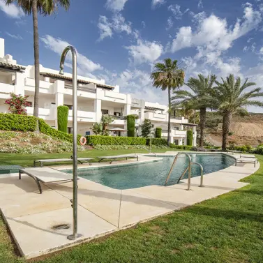 Продажа апартаментов на первом этаже в Casares