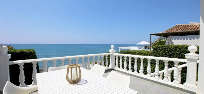 Краткосрочная аренда таунхауса в Estepona 1