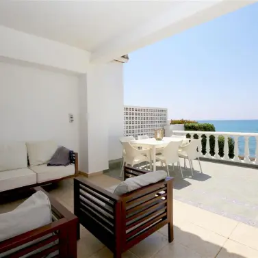 Краткосрочная аренда таунхауса в Estepona