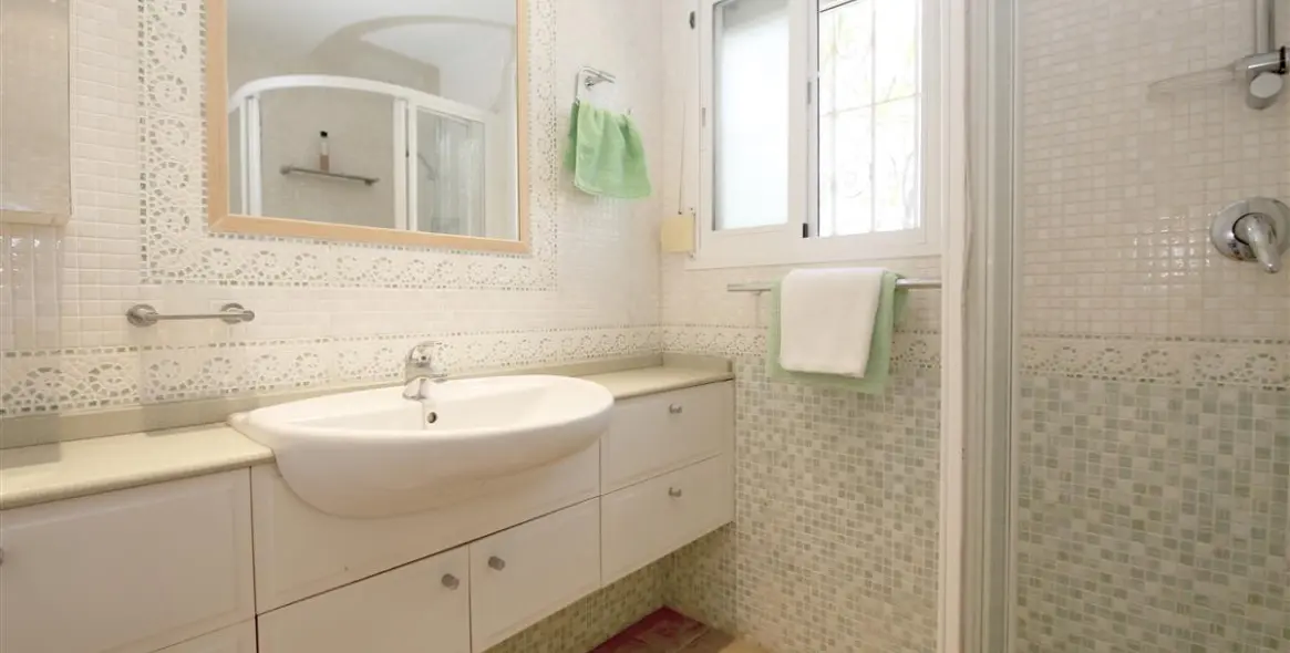 Краткосрочная аренда таунхауса в Estepona 12