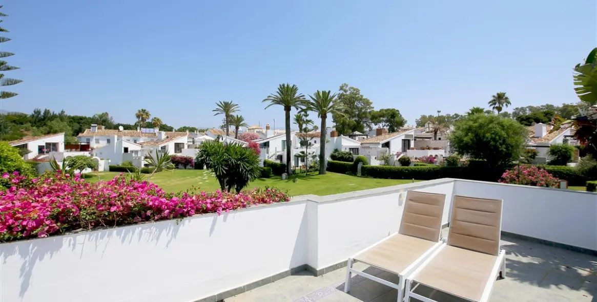 Краткосрочная аренда таунхауса в Estepona 19