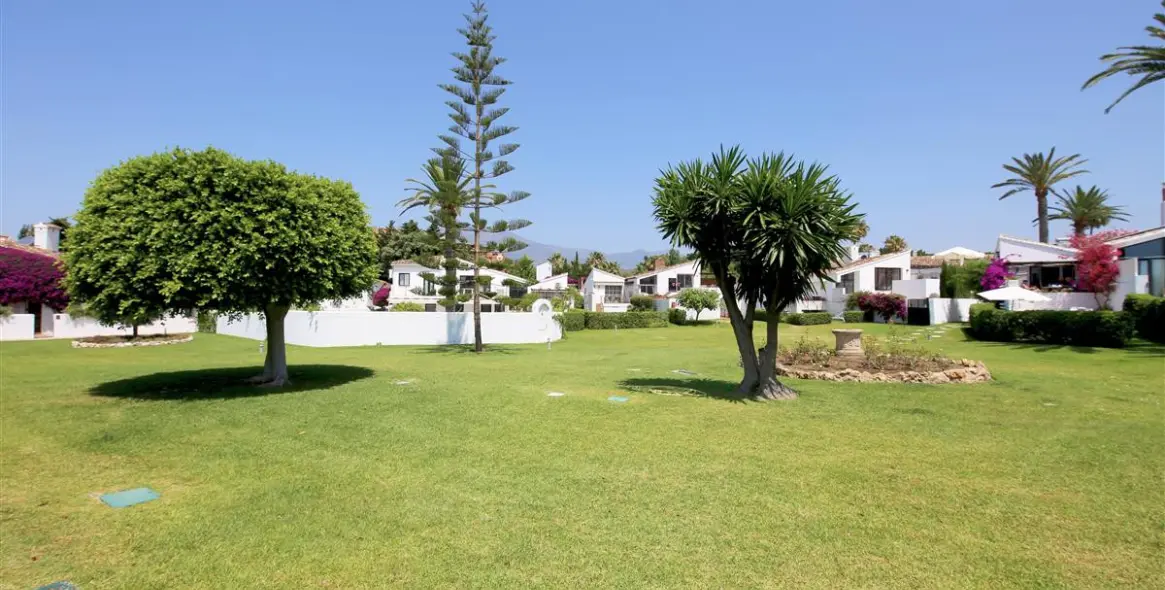 Краткосрочная аренда таунхауса в Estepona 22