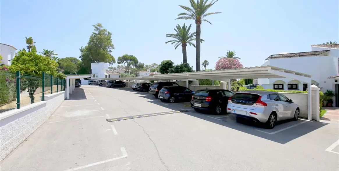 Краткосрочная аренда таунхауса в Estepona 24