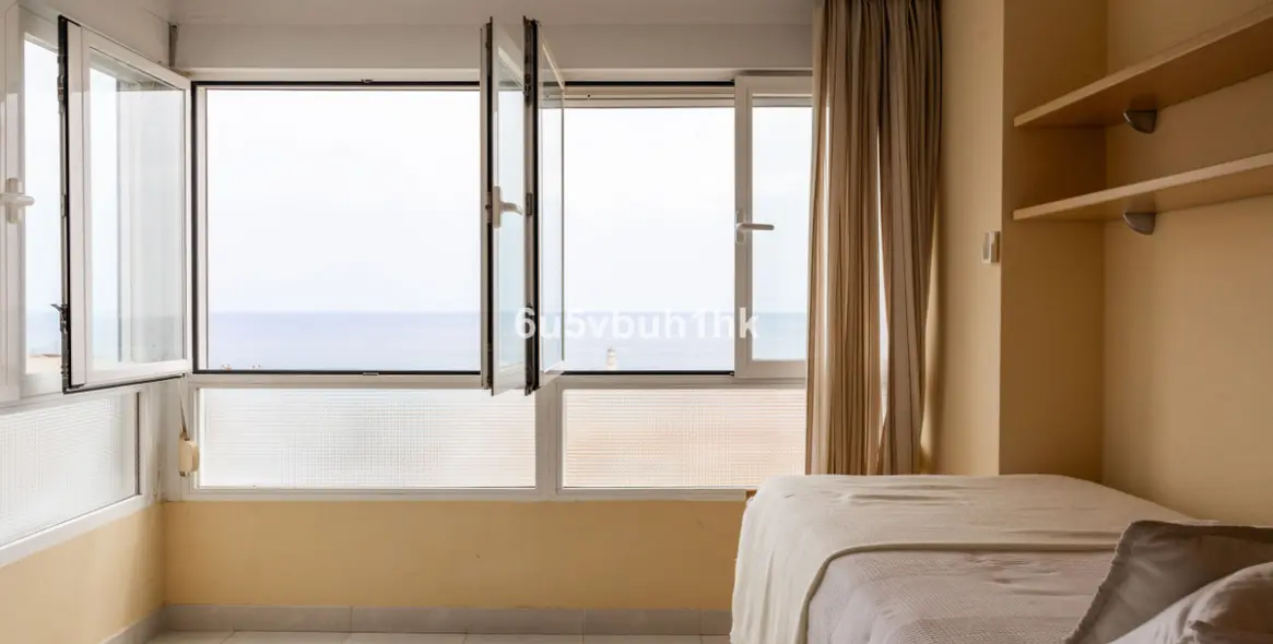 Sale of penthouse in Torrox Costa 16