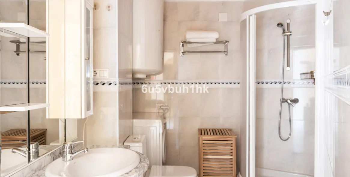 Sale of penthouse in Torrox Costa 18