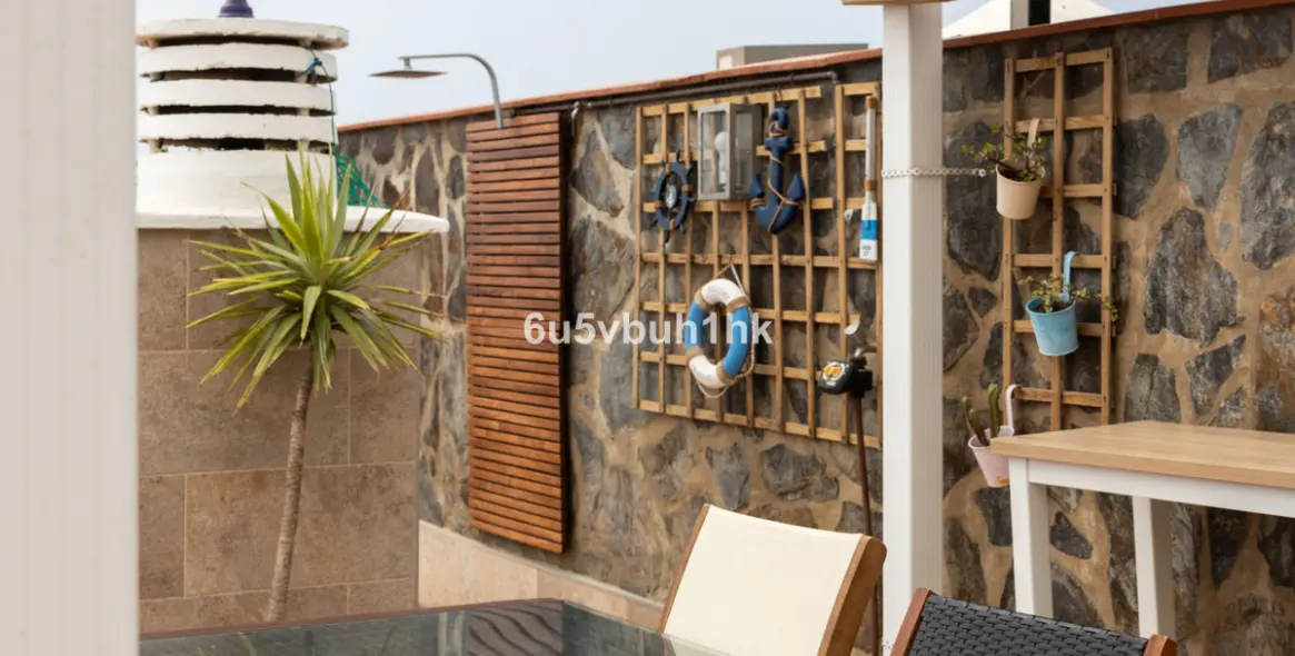 Sale of penthouse in Torrox Costa 24