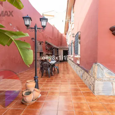 Venta de villa independiente en Ciudad Jardín