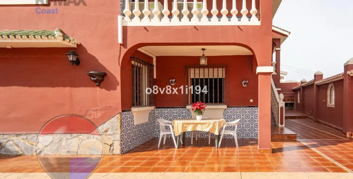 Sale of detached villa in Ciudad Jardín 4