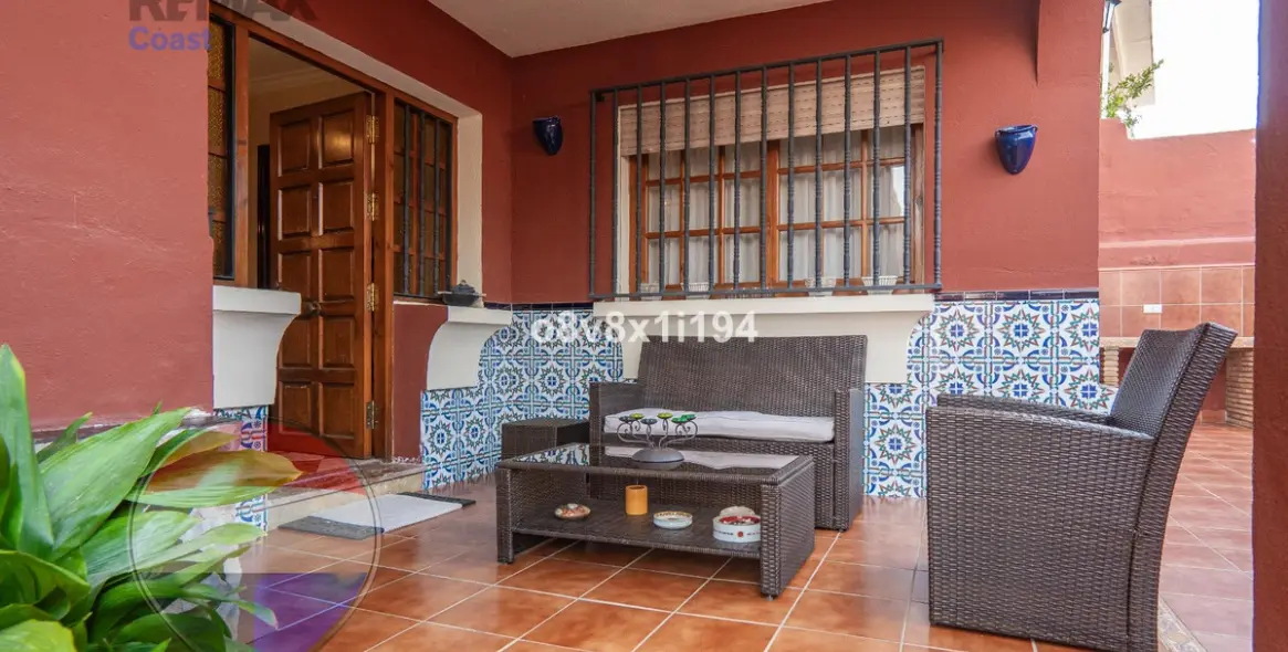 Sale of detached villa in Ciudad Jardín 6