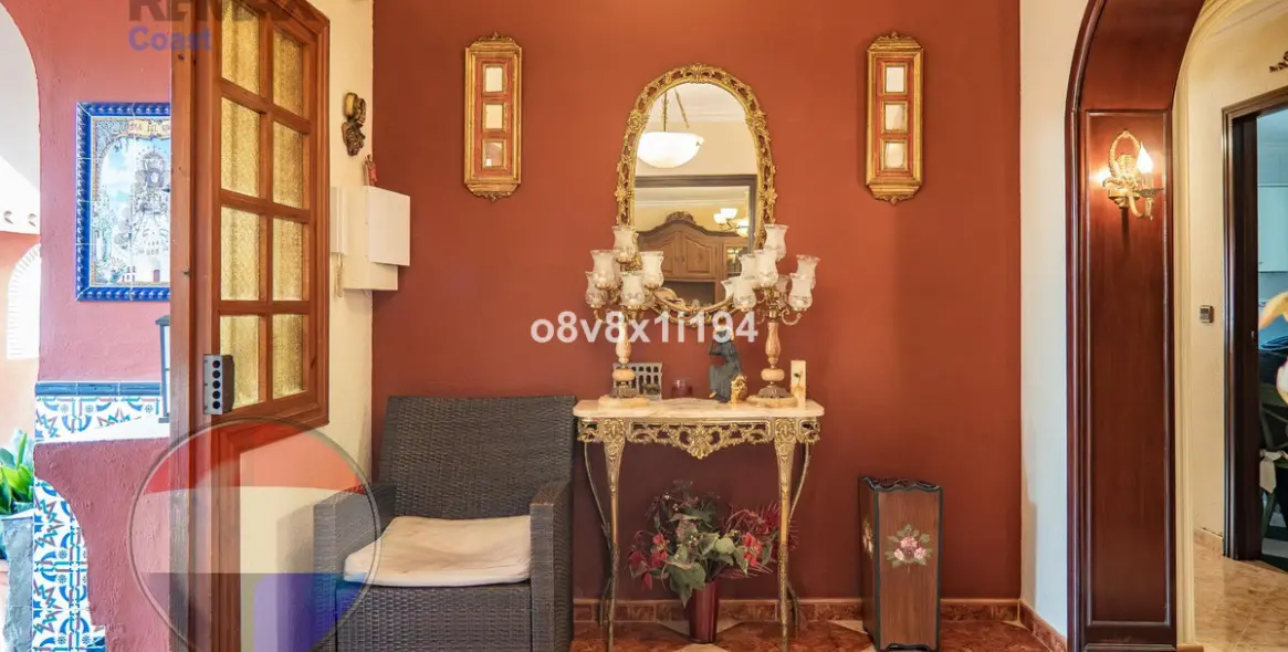 Sale of detached villa in Ciudad Jardín 8