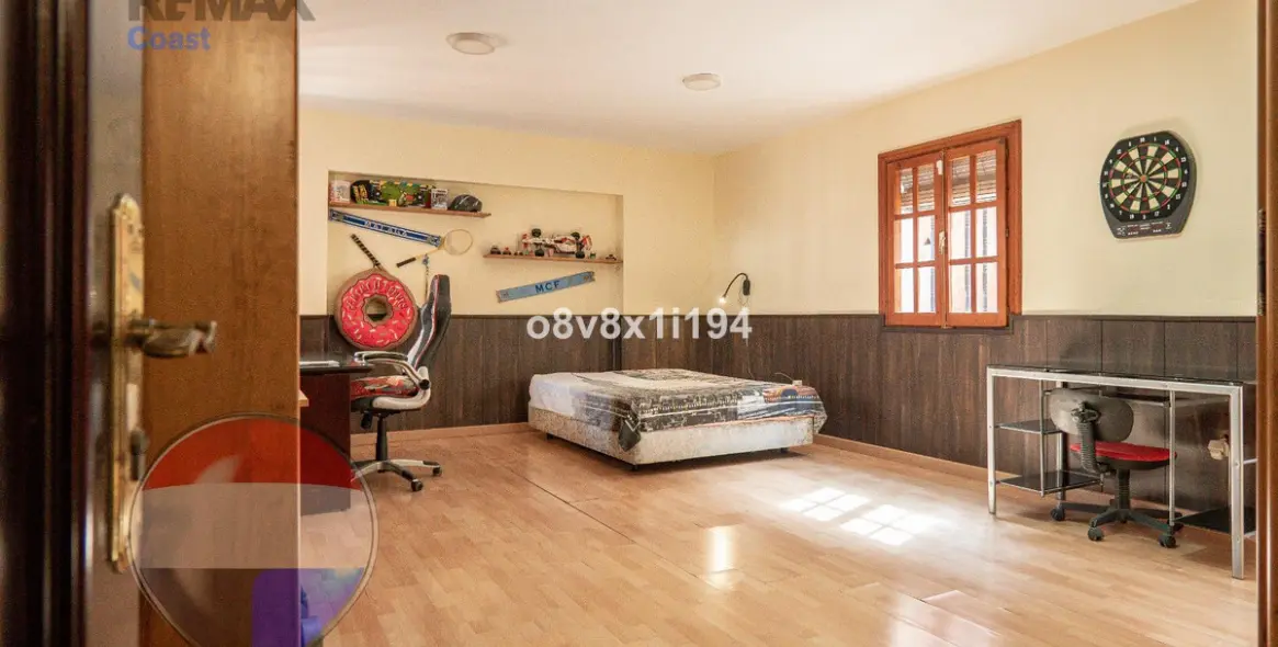 Sale of detached villa in Ciudad Jardín 23