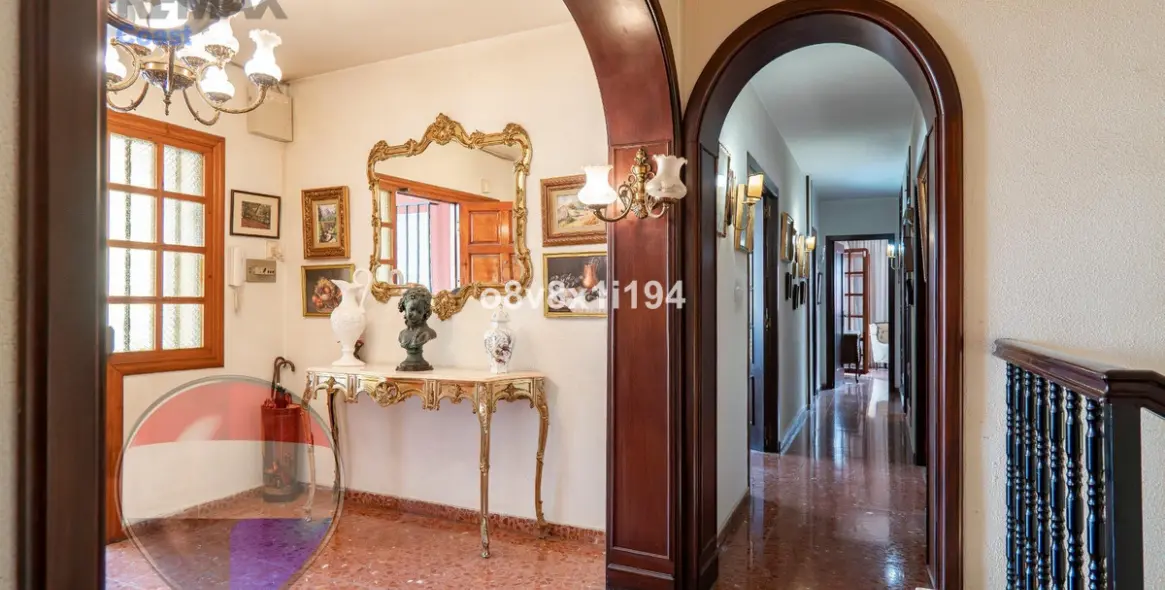 Sale of detached villa in Ciudad Jardín 32