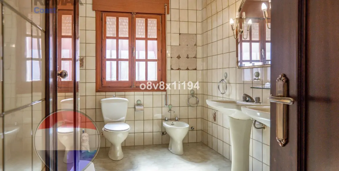 Sale of detached villa in Ciudad Jardín 36