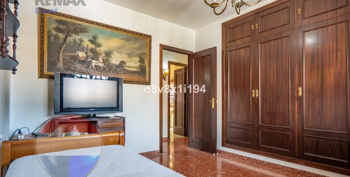 Sale of detached villa in Ciudad Jardín 39