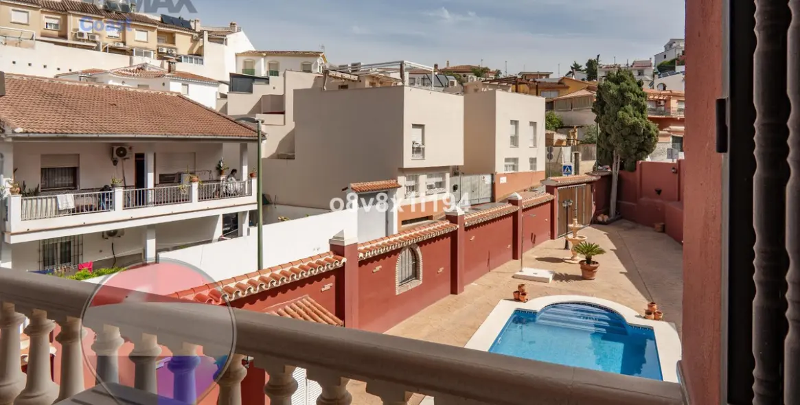 Sale of detached villa in Ciudad Jardín 45