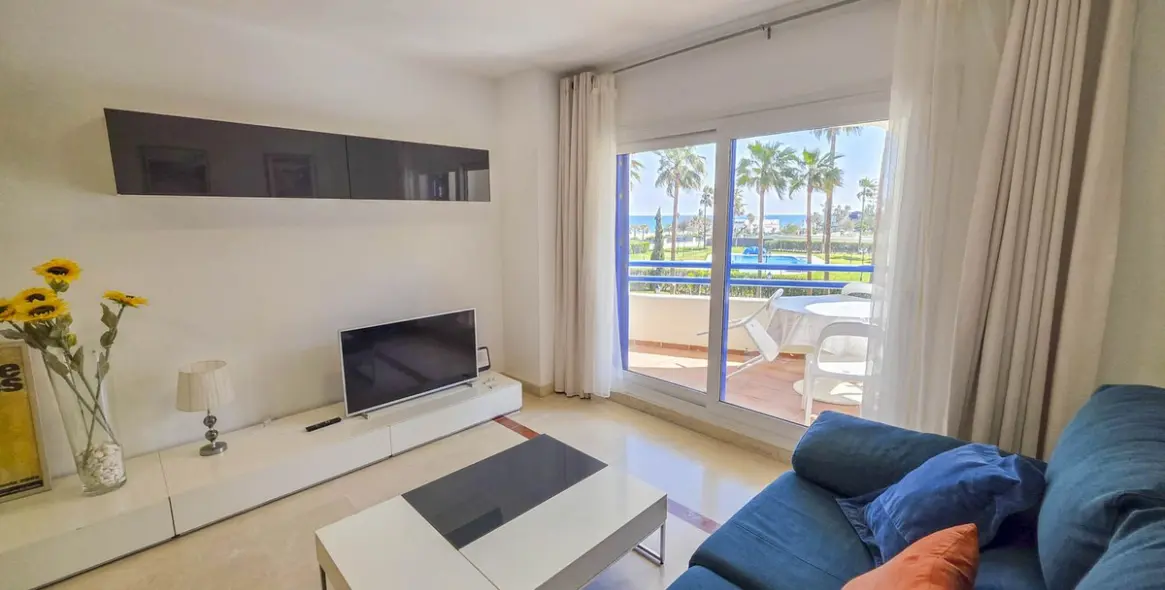 Продажа апартаментов на среднем этаже в San Luis de Sabinillas 4