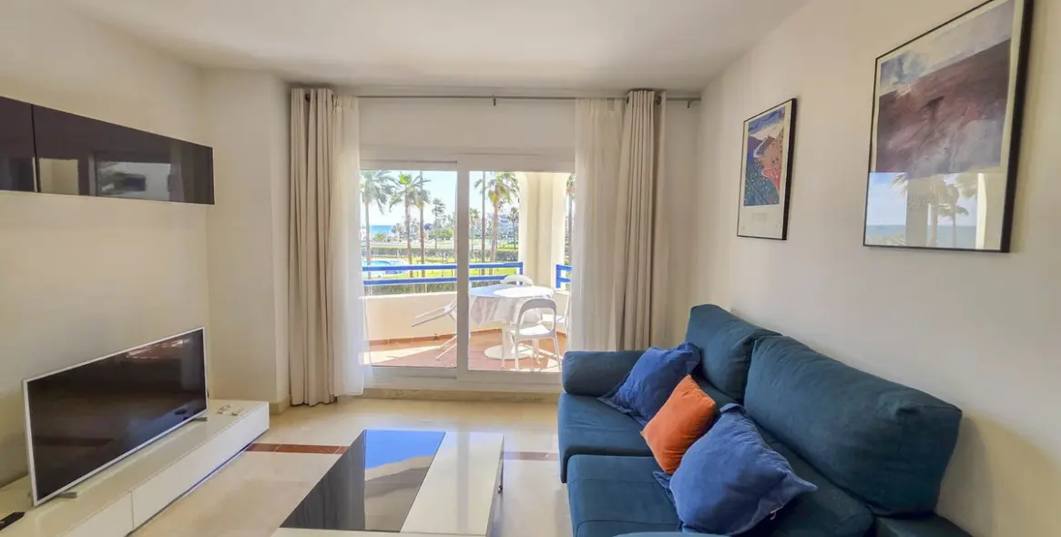 Продажа апартаментов на среднем этаже в San Luis de Sabinillas 6