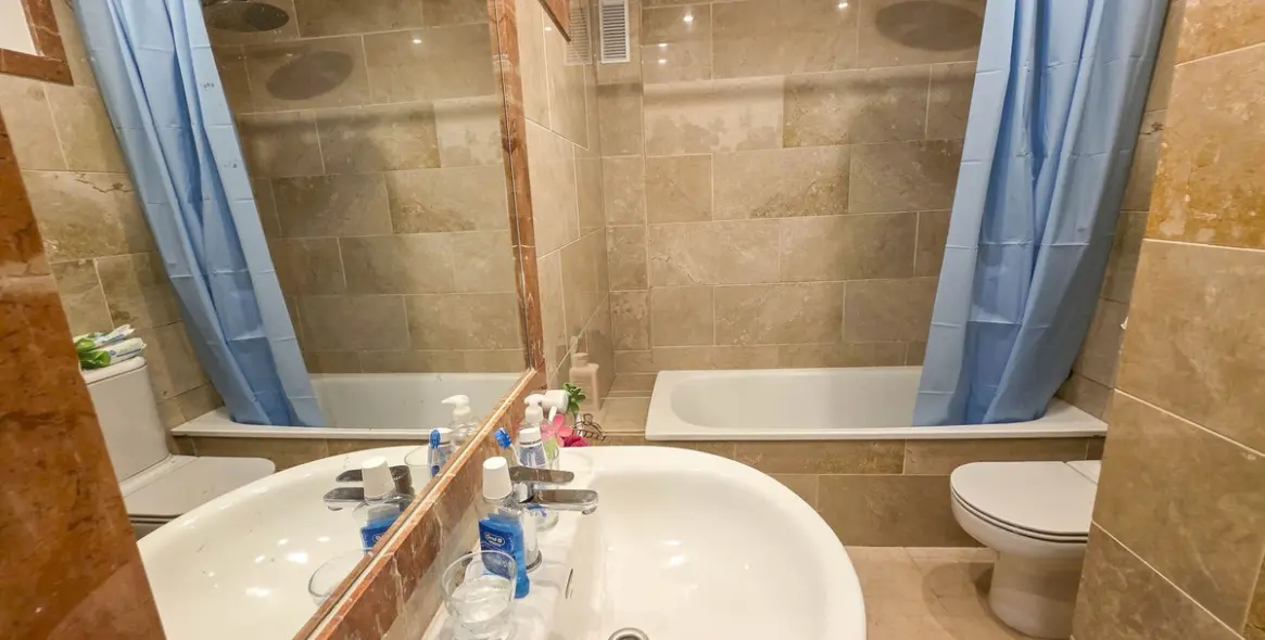 Продажа апартаментов на среднем этаже в San Luis de Sabinillas 13