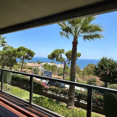 Продажа апартаментов на среднем этаже в Manilva