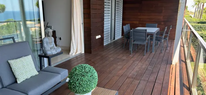 Продажа апартаментов на среднем этаже в Manilva 1