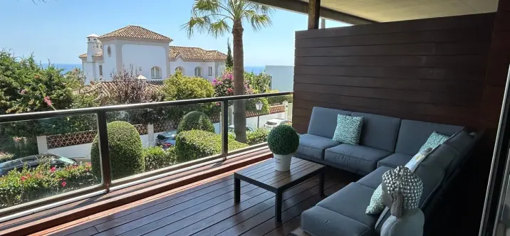 Продажа апартаментов на среднем этаже в Manilva 3