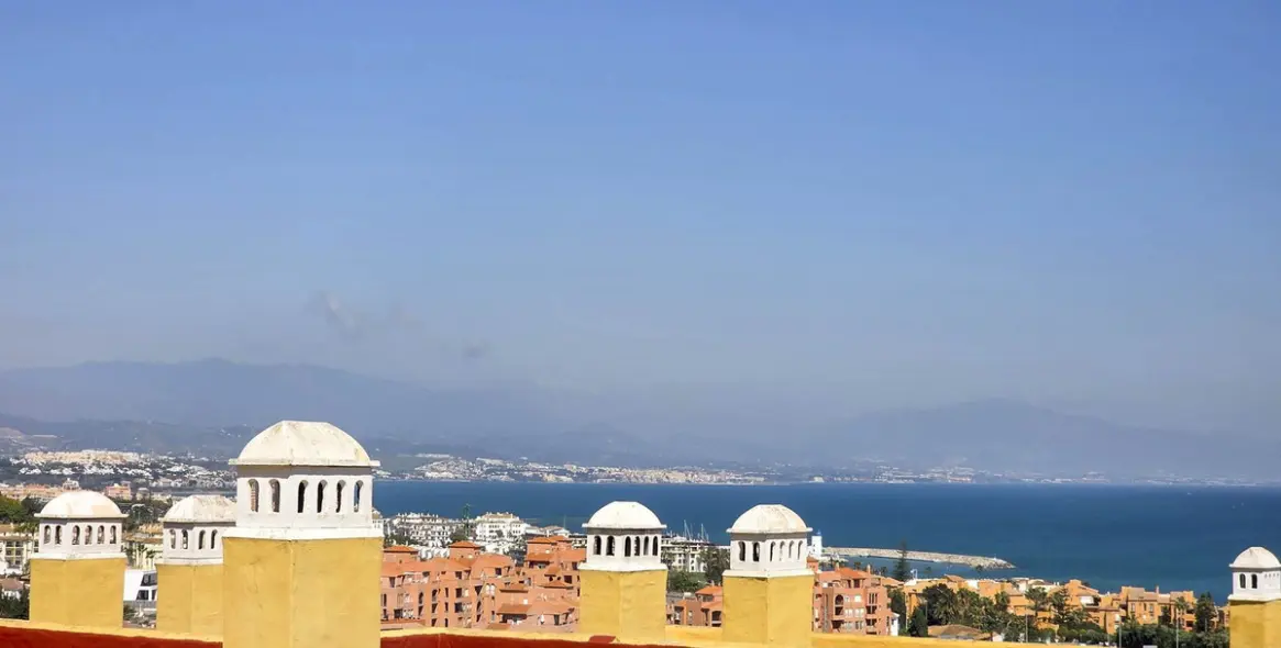 Sale of ground floor apartment in La Duquesa 4