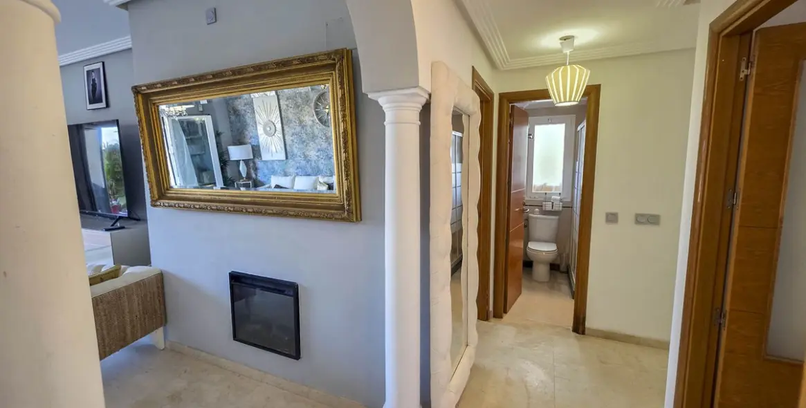 Sale of ground floor apartment in La Duquesa 7