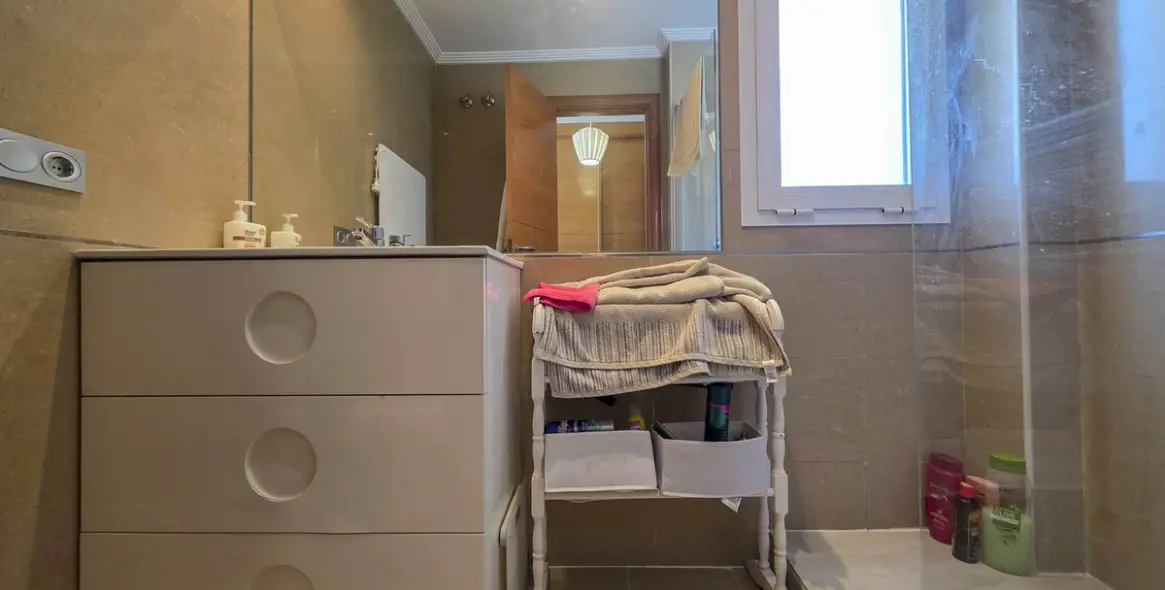 Sale of ground floor apartment in La Duquesa 11