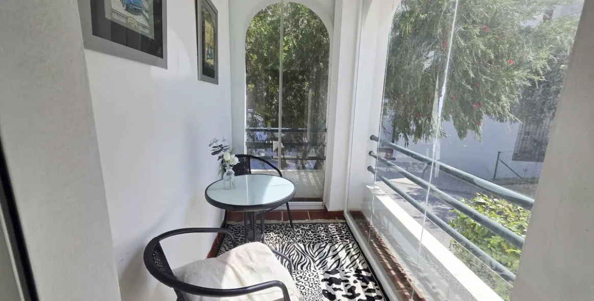 Sale of ground floor apartment in La Duquesa 13