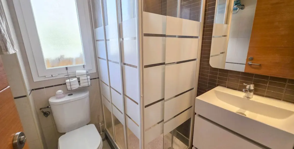 Sale of ground floor apartment in La Duquesa 16