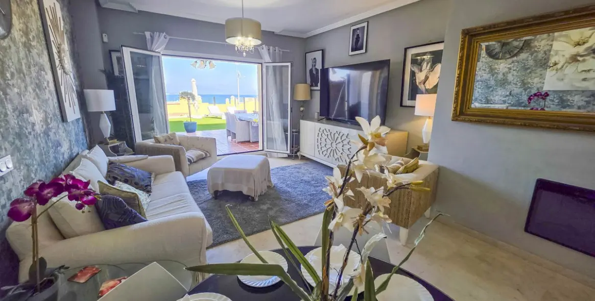 Sale of ground floor apartment in La Duquesa 29