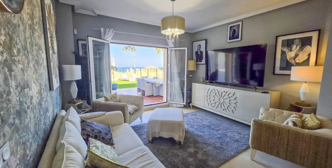 Sale of ground floor apartment in La Duquesa 34