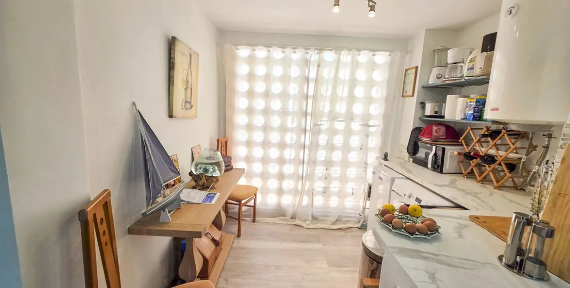 Sale of ground floor apartment in La Duquesa 48