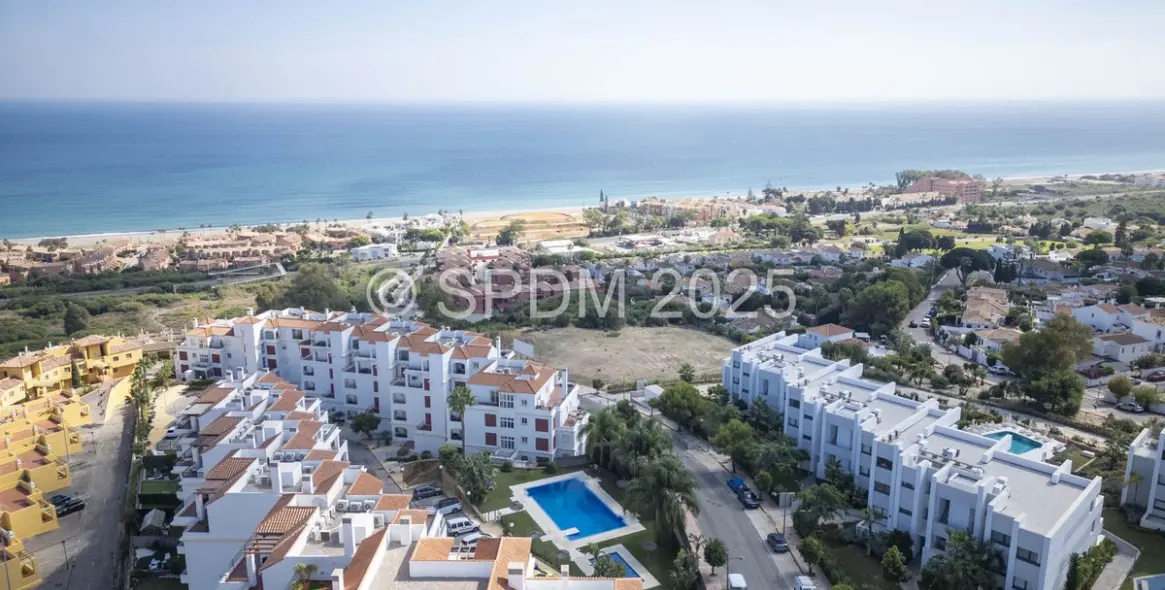 Sale of ground floor apartment in La Duquesa 101