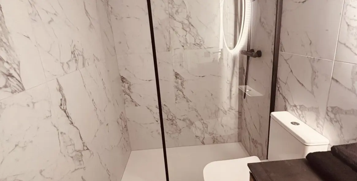 Venta de apartamento en planta media en Calahonda 21