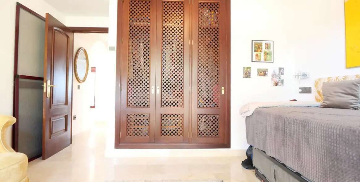 Продажа апартаментов на среднем этаже в La Mairena 12