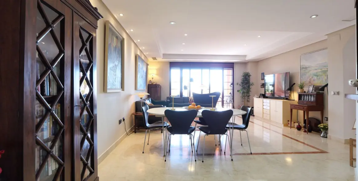 Продажа апартаментов на среднем этаже в La Mairena 17