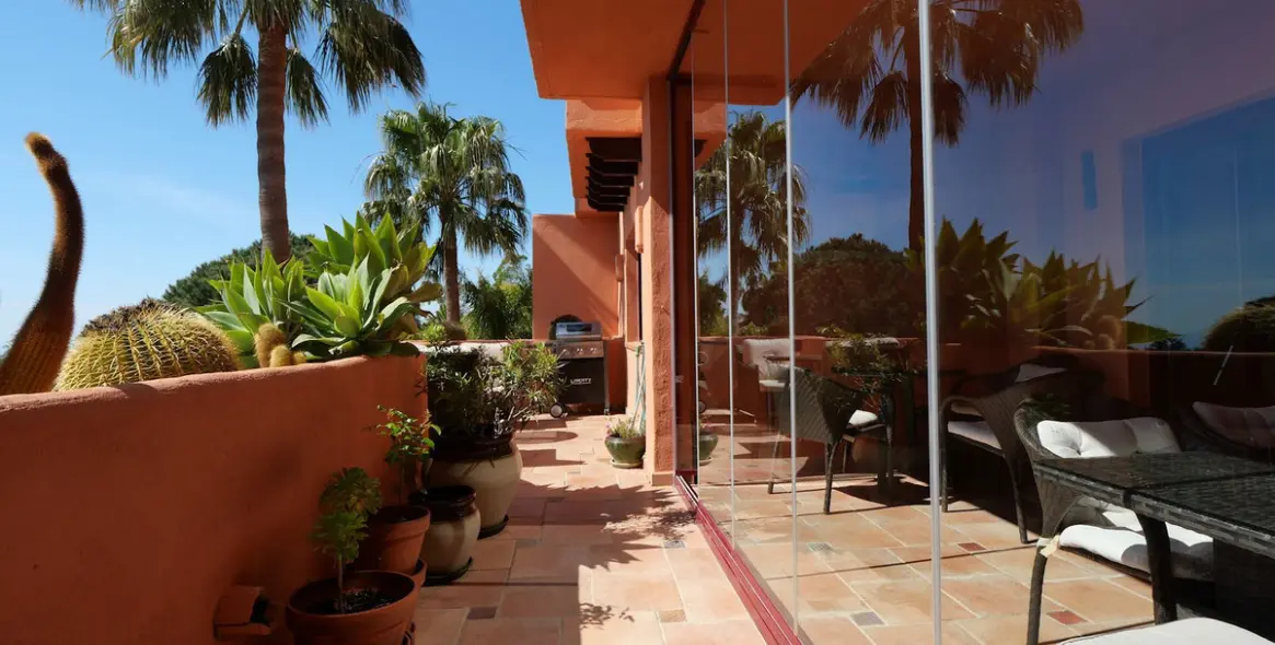 Продажа апартаментов на среднем этаже в La Mairena 19