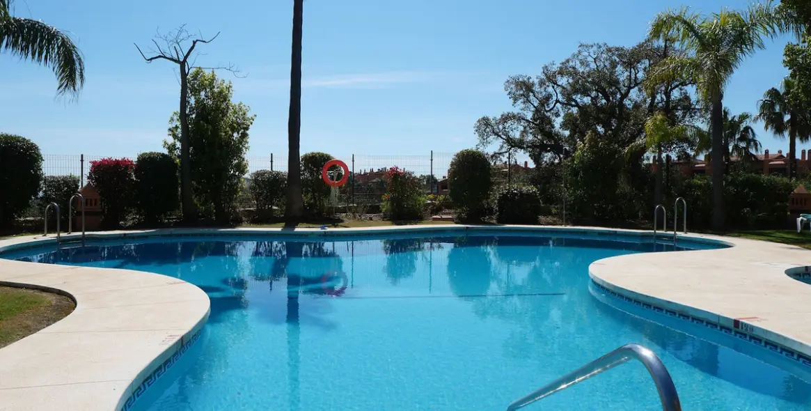 Продажа апартаментов на среднем этаже в La Mairena 23