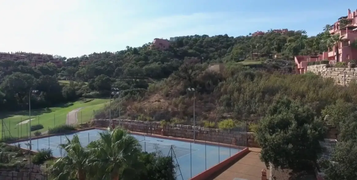 Продажа апартаментов на среднем этаже в La Mairena 29