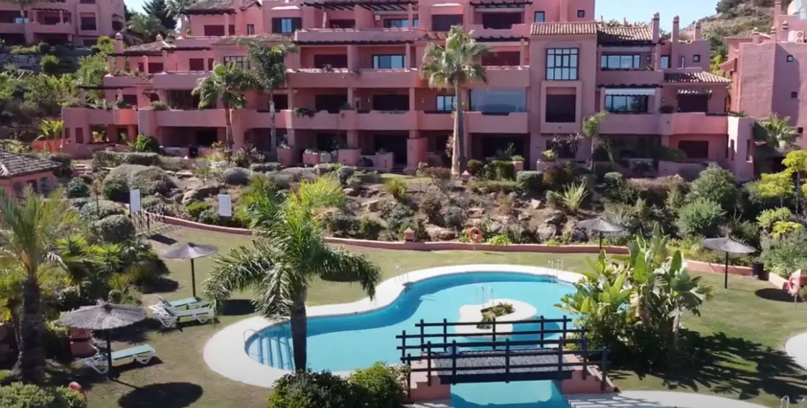 Продажа апартаментов на среднем этаже в La Mairena 30