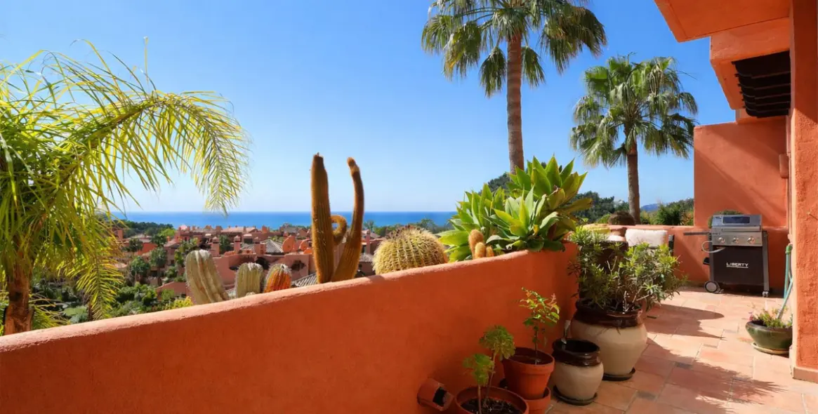 Продажа апартаментов на среднем этаже в La Mairena 32