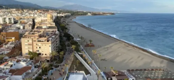 Sale of ground floor apartment in Estepona 0