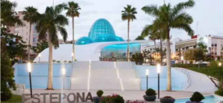 Sale of ground floor apartment in Estepona 1