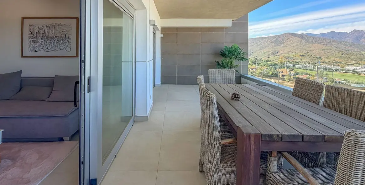 Sale of middle floor apartment in La Cala Golf 9