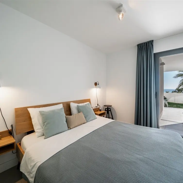 Venta de apartamento en planta baja en Manilva