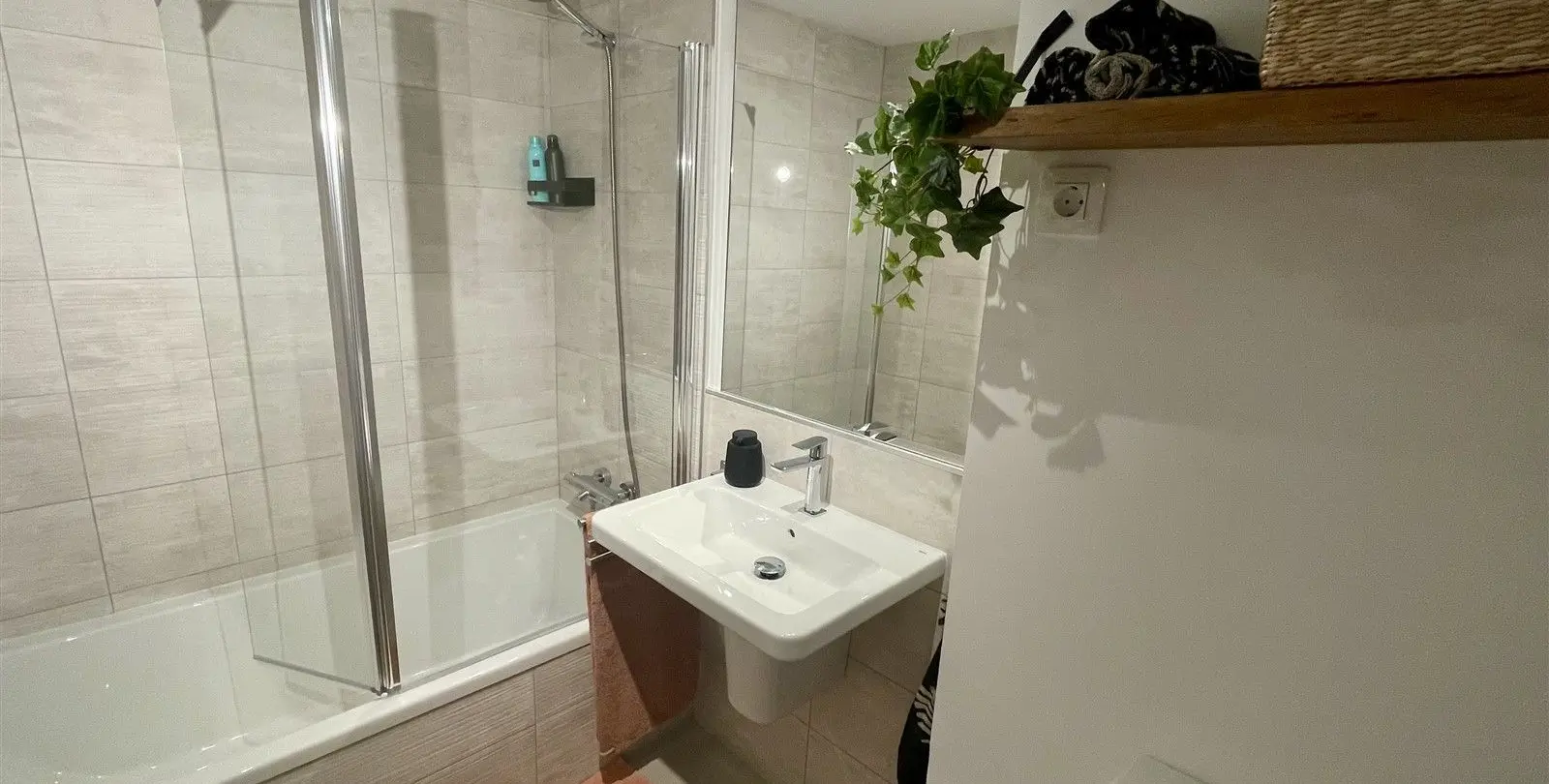 Venta de apartamento en planta baja en Manilva 9
