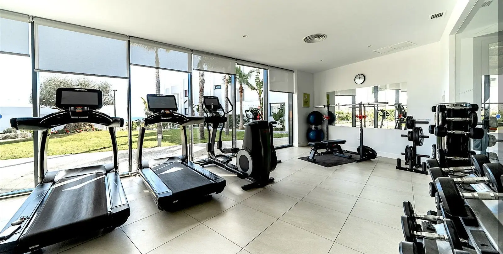 Venta de apartamento en planta baja en Manilva 18