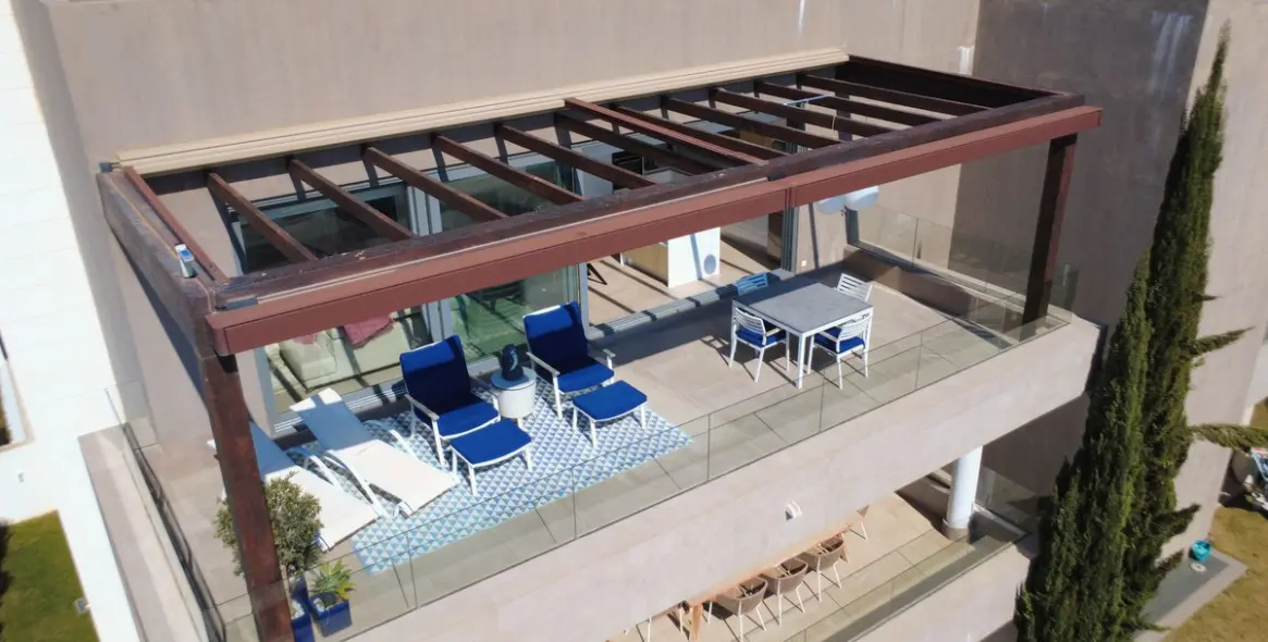 Sale of middle floor apartment in Cancelada 14